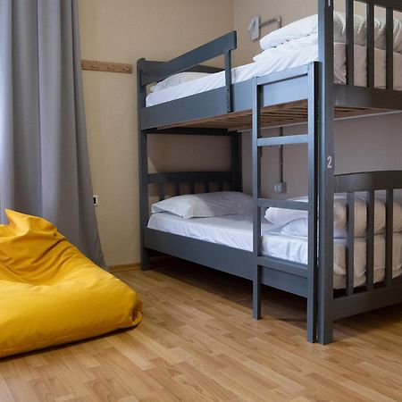 Mandarine Hostel Tirana Exteriör bild